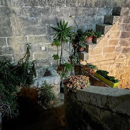 400Yr Farmhouse In Xaghra Gozo - Separate Rooms Экстерьер фото