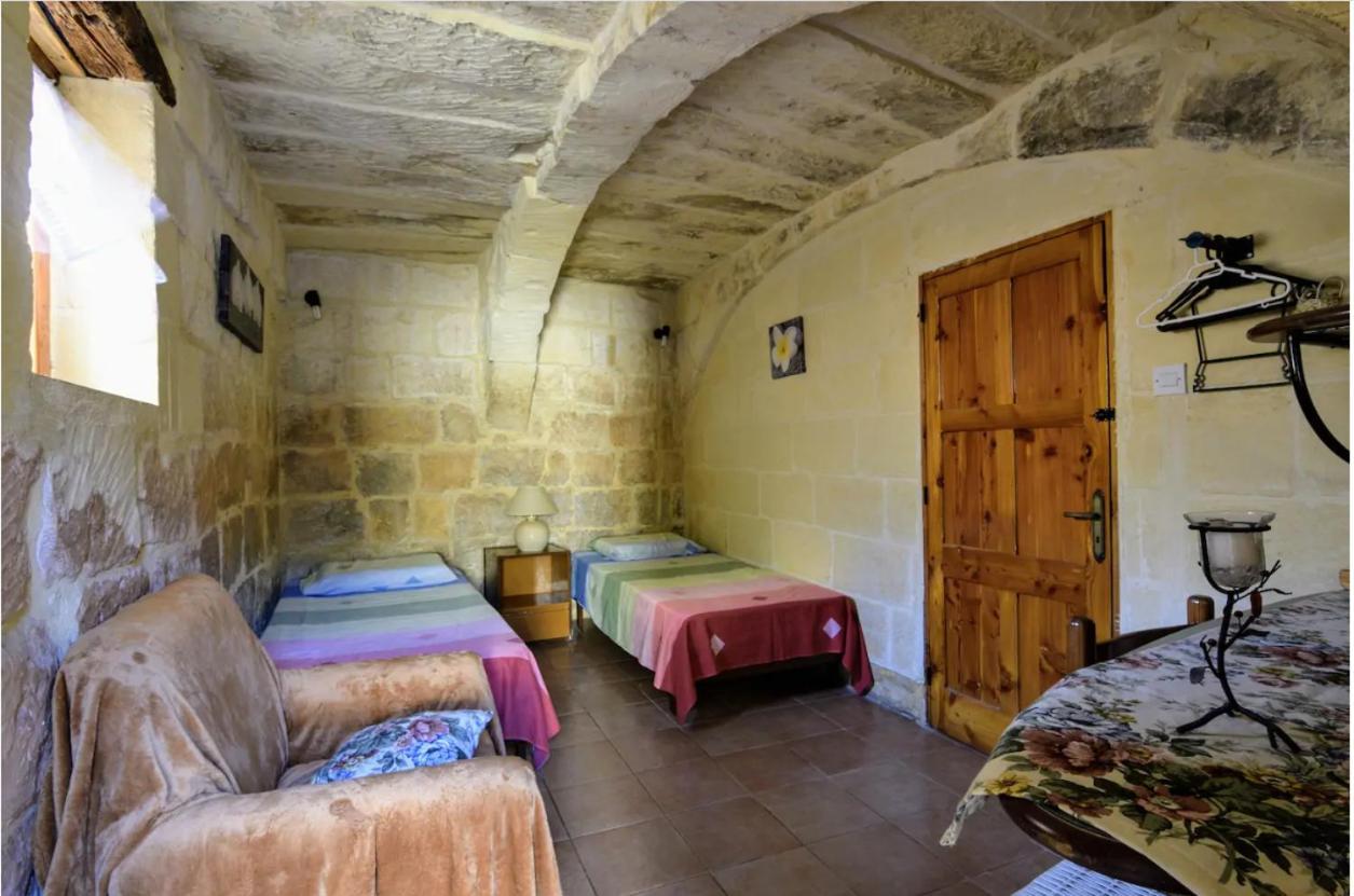 400Yr Farmhouse In Xaghra Gozo - Separate Rooms Экстерьер фото