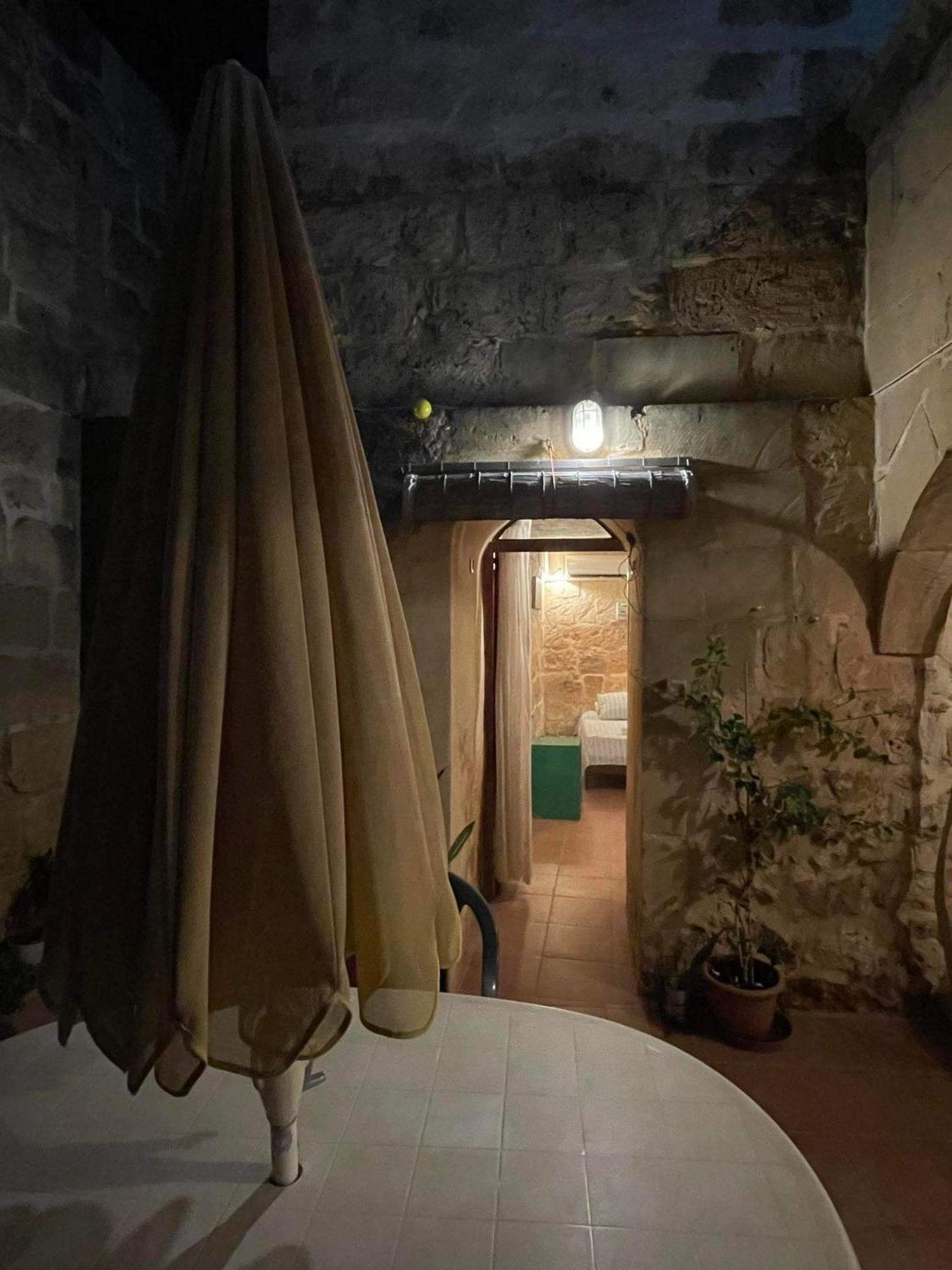 400Yr Farmhouse In Xaghra Gozo - Separate Rooms Экстерьер фото