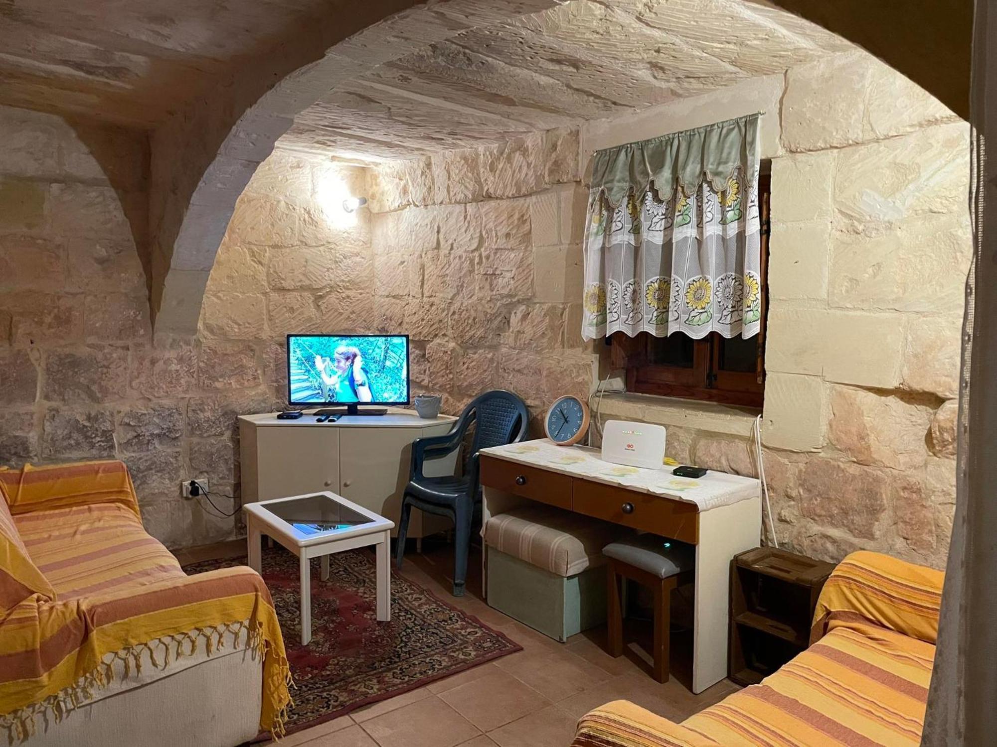 400Yr Farmhouse In Xaghra Gozo - Separate Rooms Экстерьер фото
