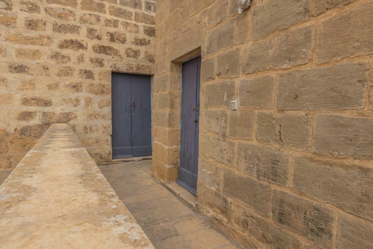 400Yr Farmhouse In Xaghra Gozo - Separate Rooms Экстерьер фото