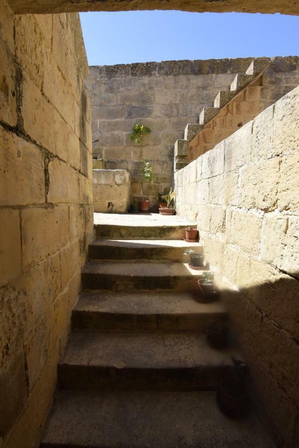 400Yr Farmhouse In Xaghra Gozo - Separate Rooms Экстерьер фото