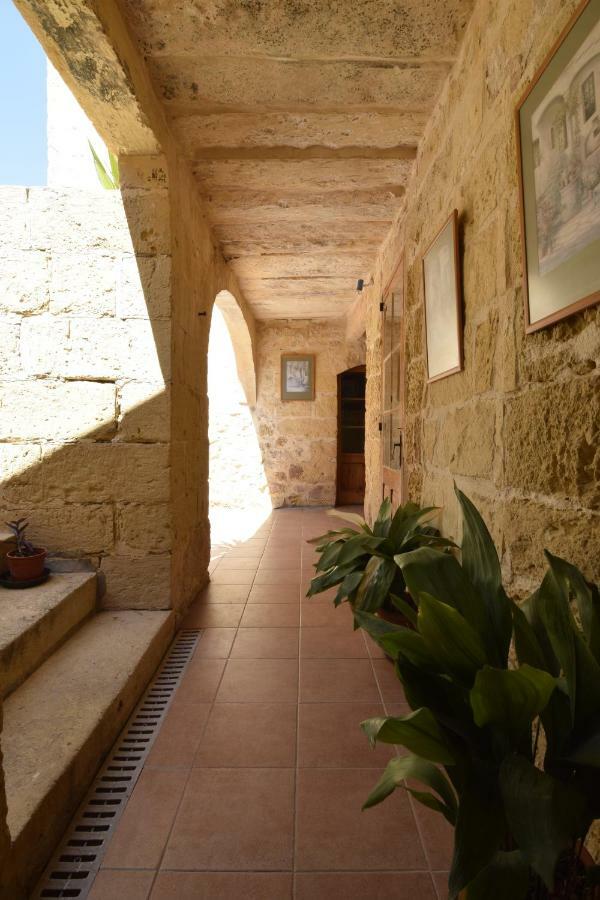 400Yr Farmhouse In Xaghra Gozo - Separate Rooms Экстерьер фото